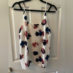 White banana republic white tank